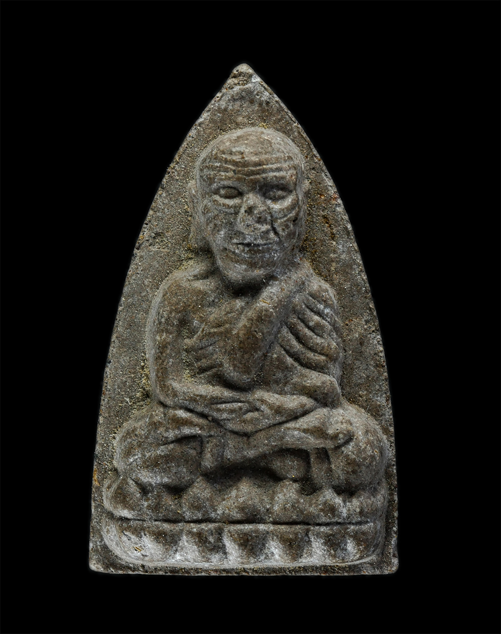 31Jul24 (24)P.jpg - พระผงหลวงปู่ทวด หลังเตารีด ยันต์ อักษรย่อ ล เนื้อผงพุทธคุณ ผงว่าน ไม่ทราบที่ | https://kamulet.in.th